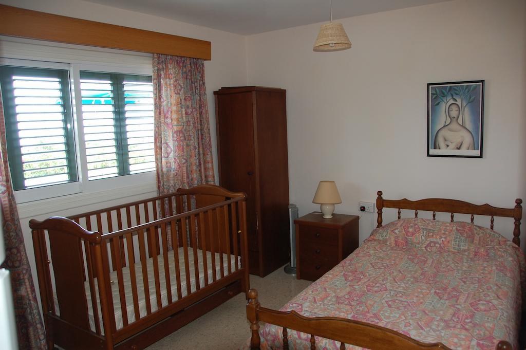 Villa Chrysanthia Polis Cameră foto